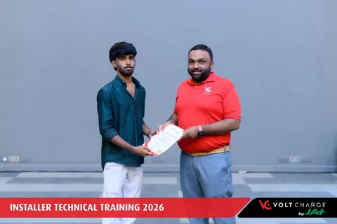 Technical presenter addressing installers